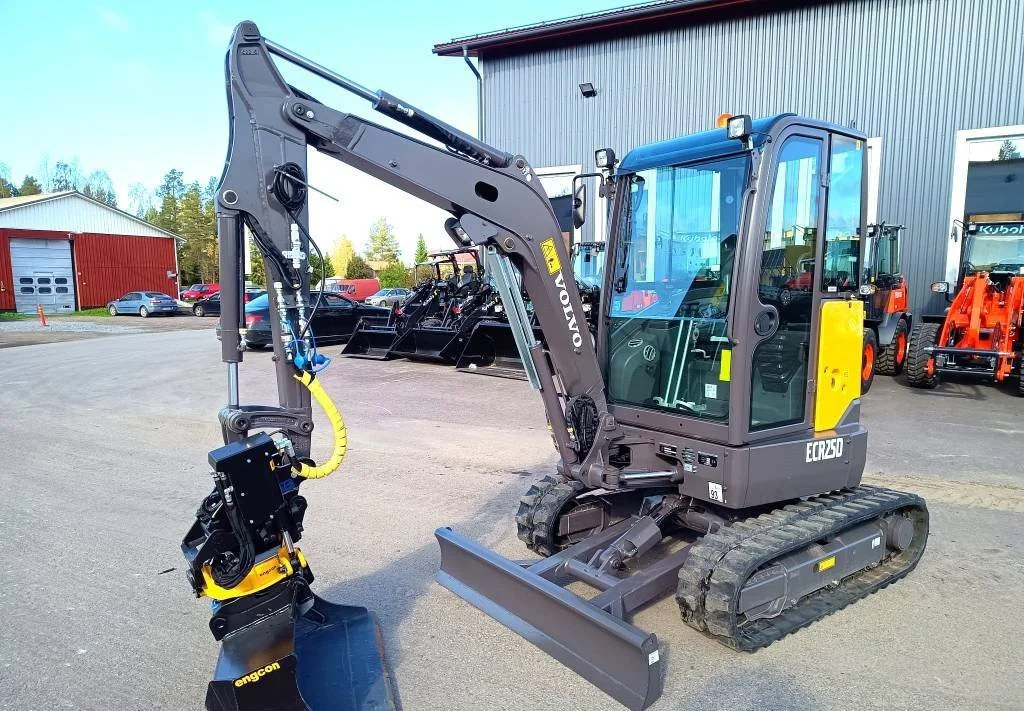 Volvo ECR25D + ENGCON + 3 GODETS - Image 16